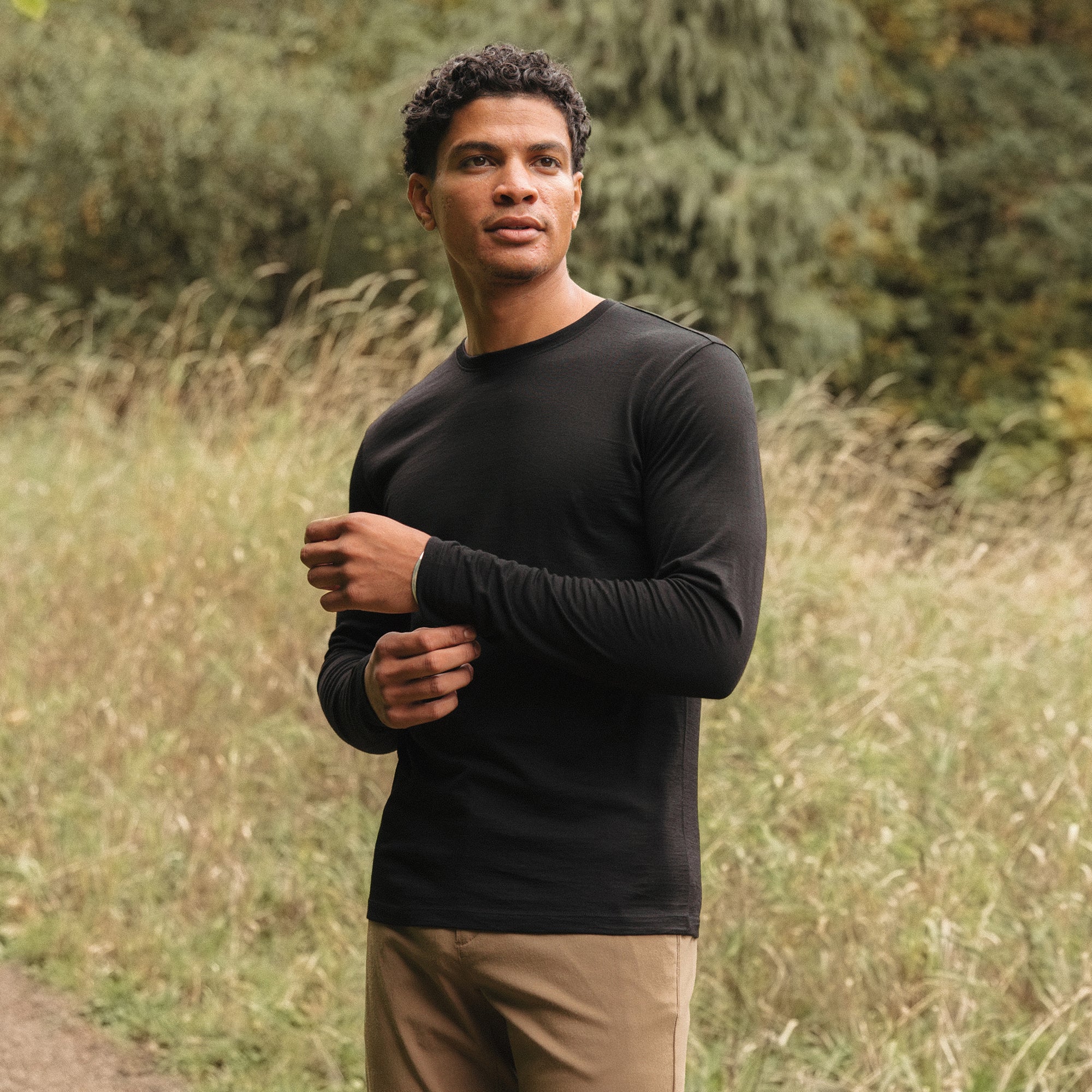 model-spec:Nico is 180cm, and wears size M