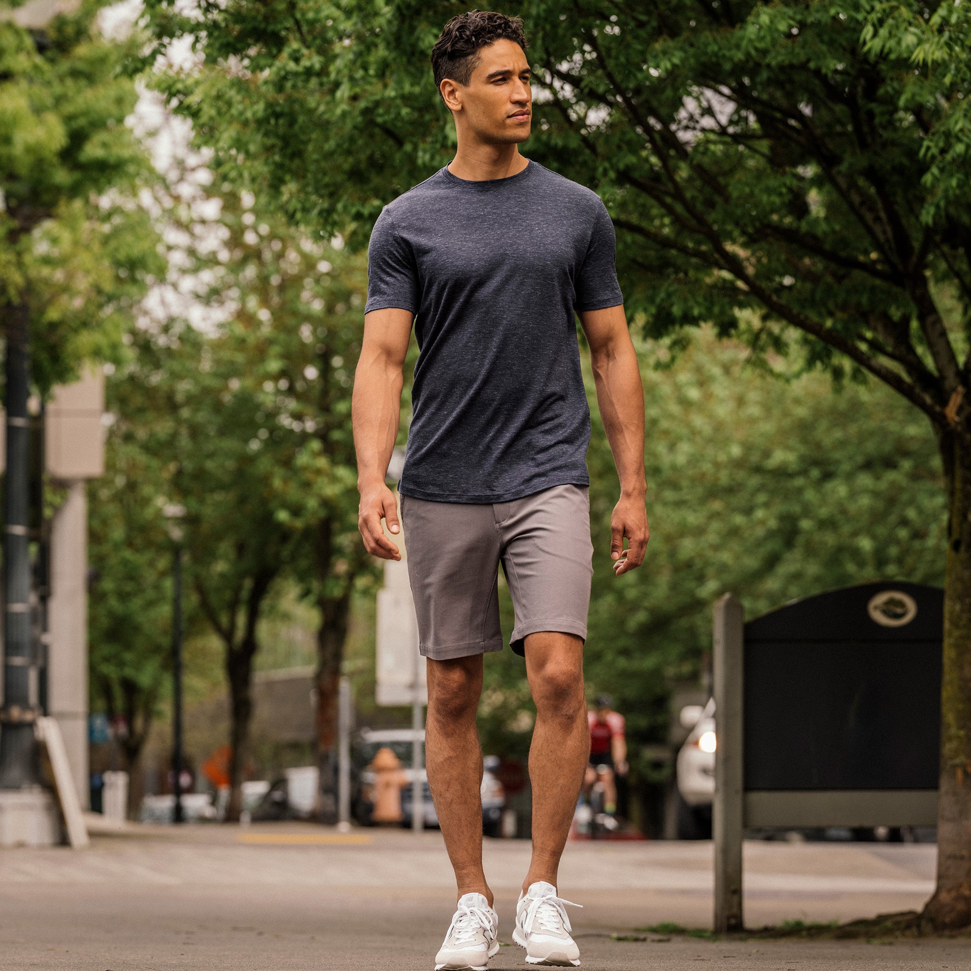 image-on-hover,model-spec:Temple is 188cm, 84kg, and wears size L