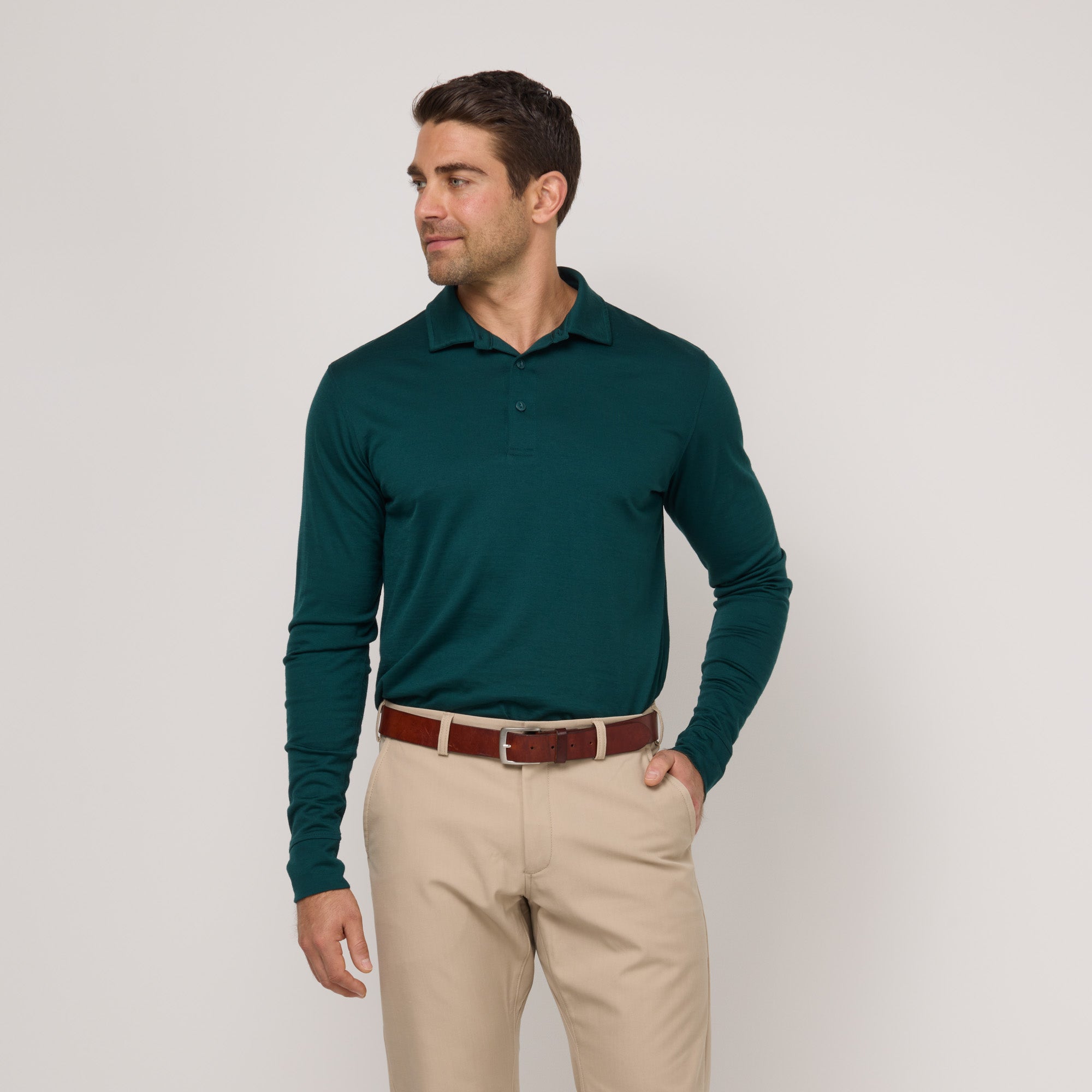 model-spec:Alex is 180cm, and wears size M