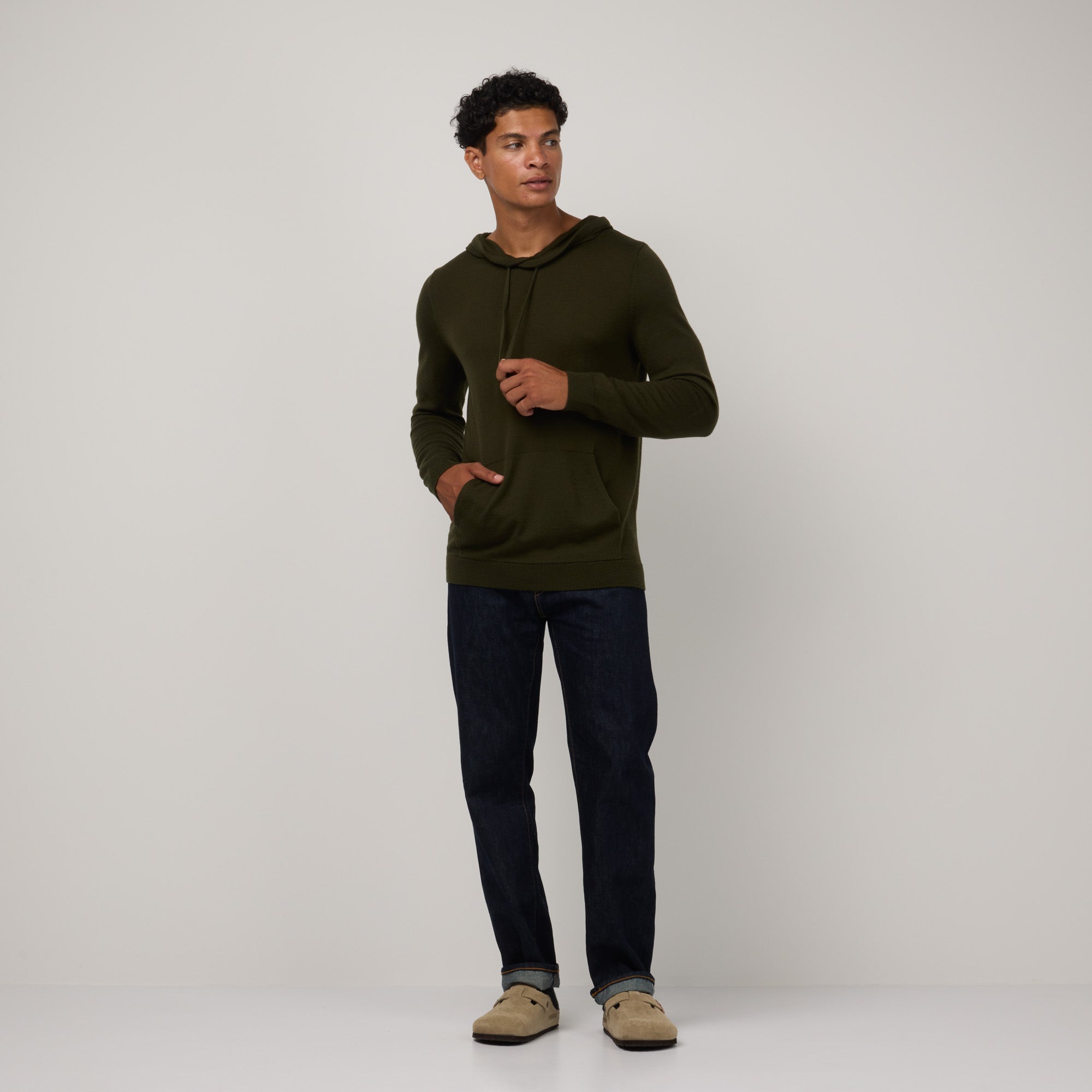 model-spec:Nico is 180cm, and wears size M