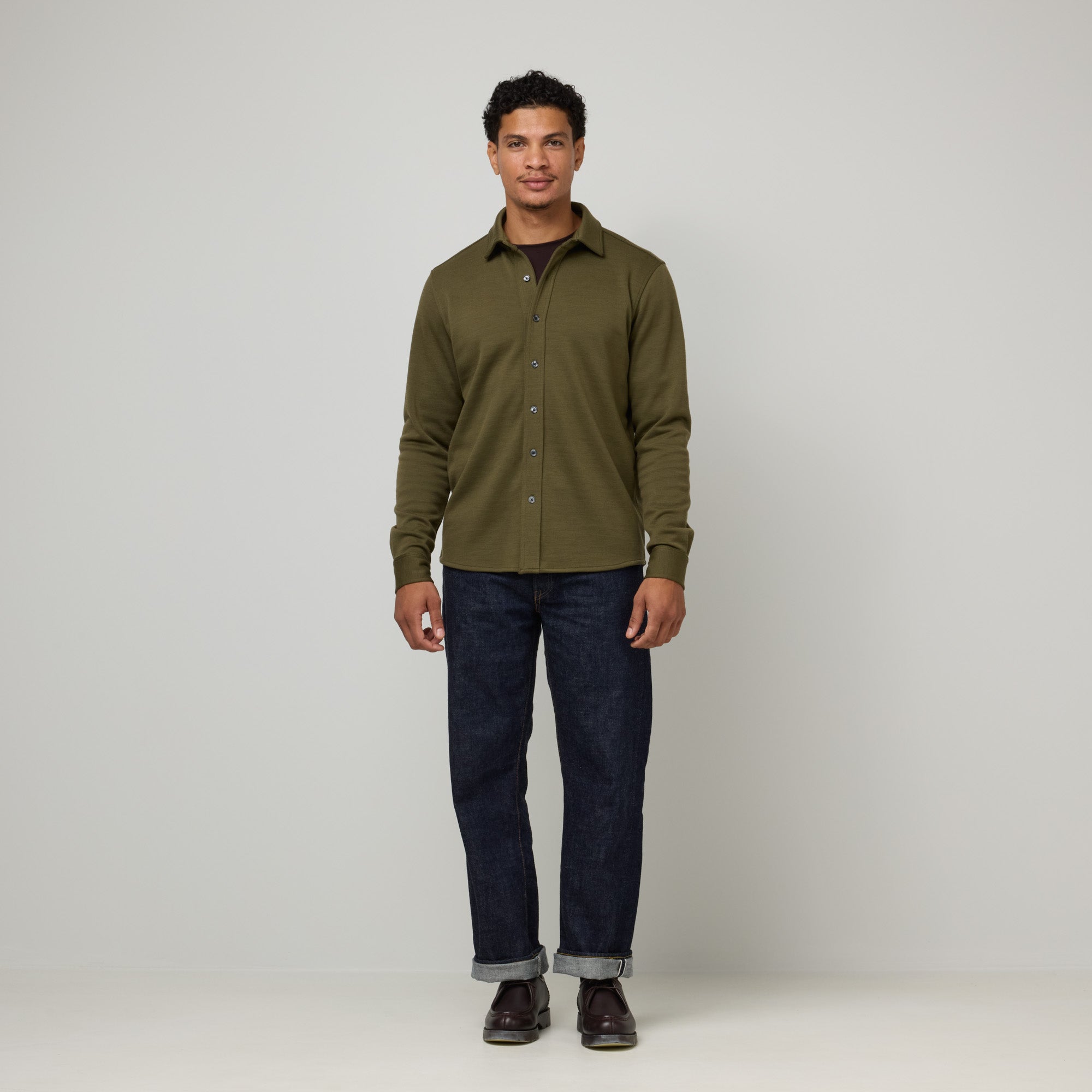 model-spec:Nico is 180cm, and wears size M