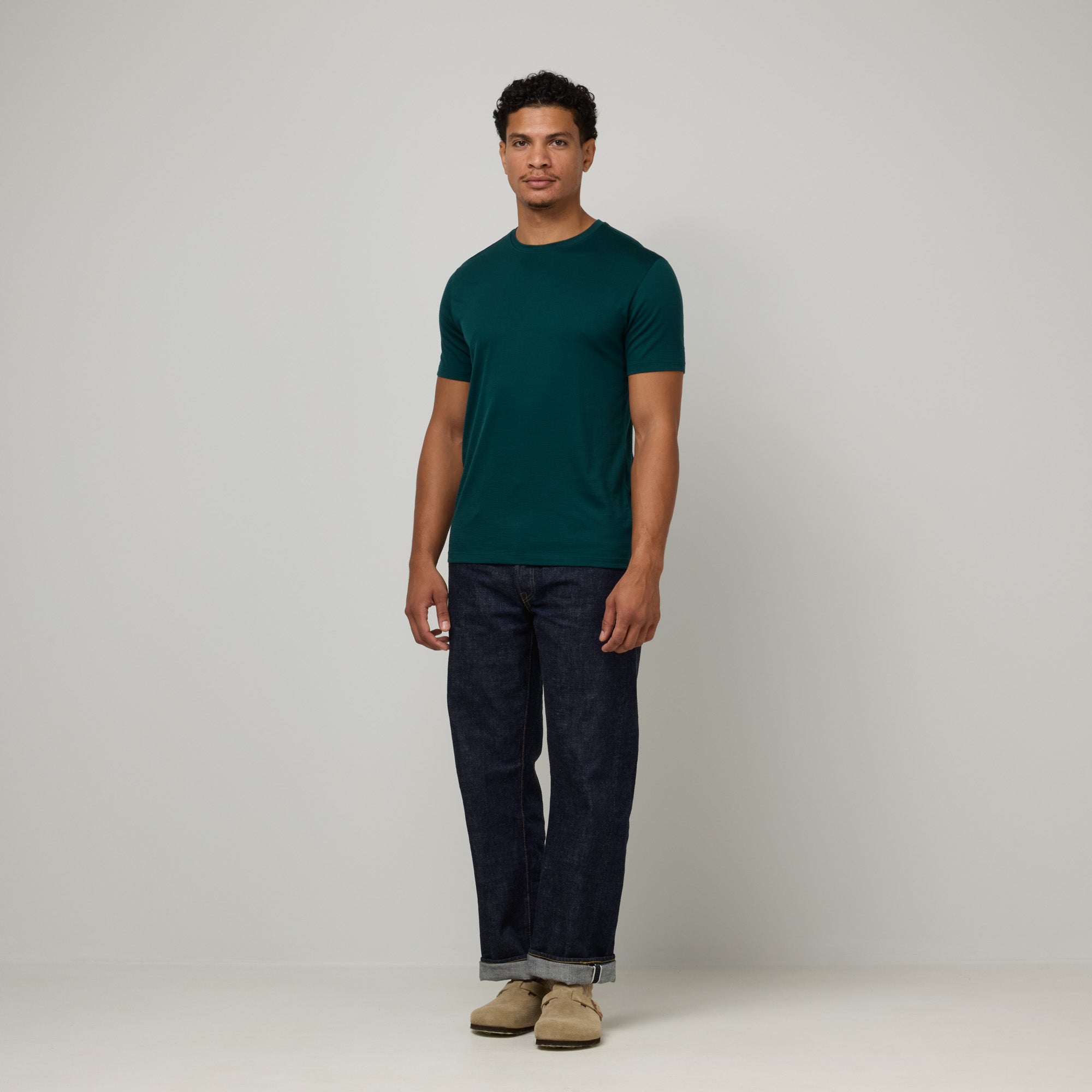 model-spec:Nico is 180cm, and wears size M