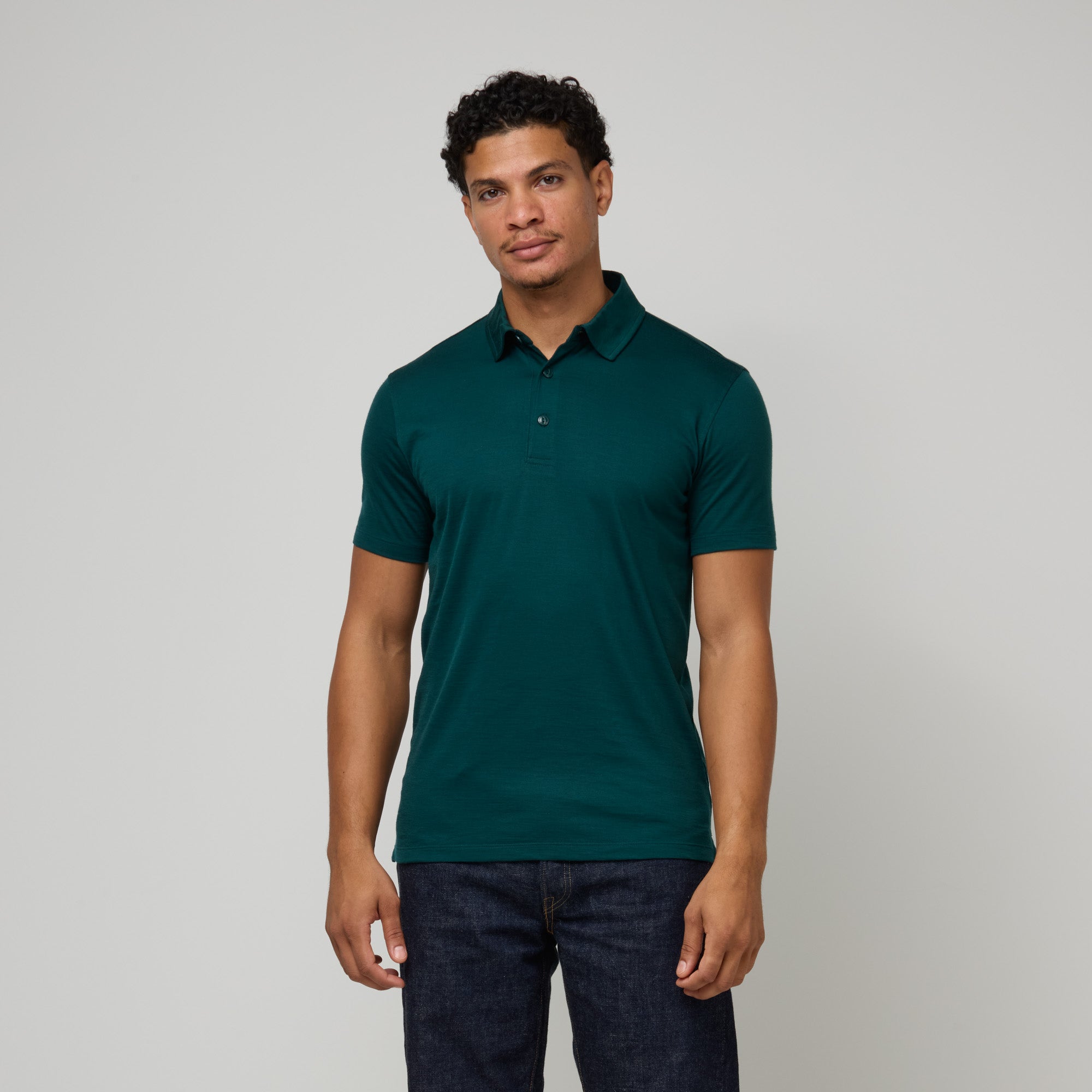 model-spec:Nico is 180cm, and wears size M