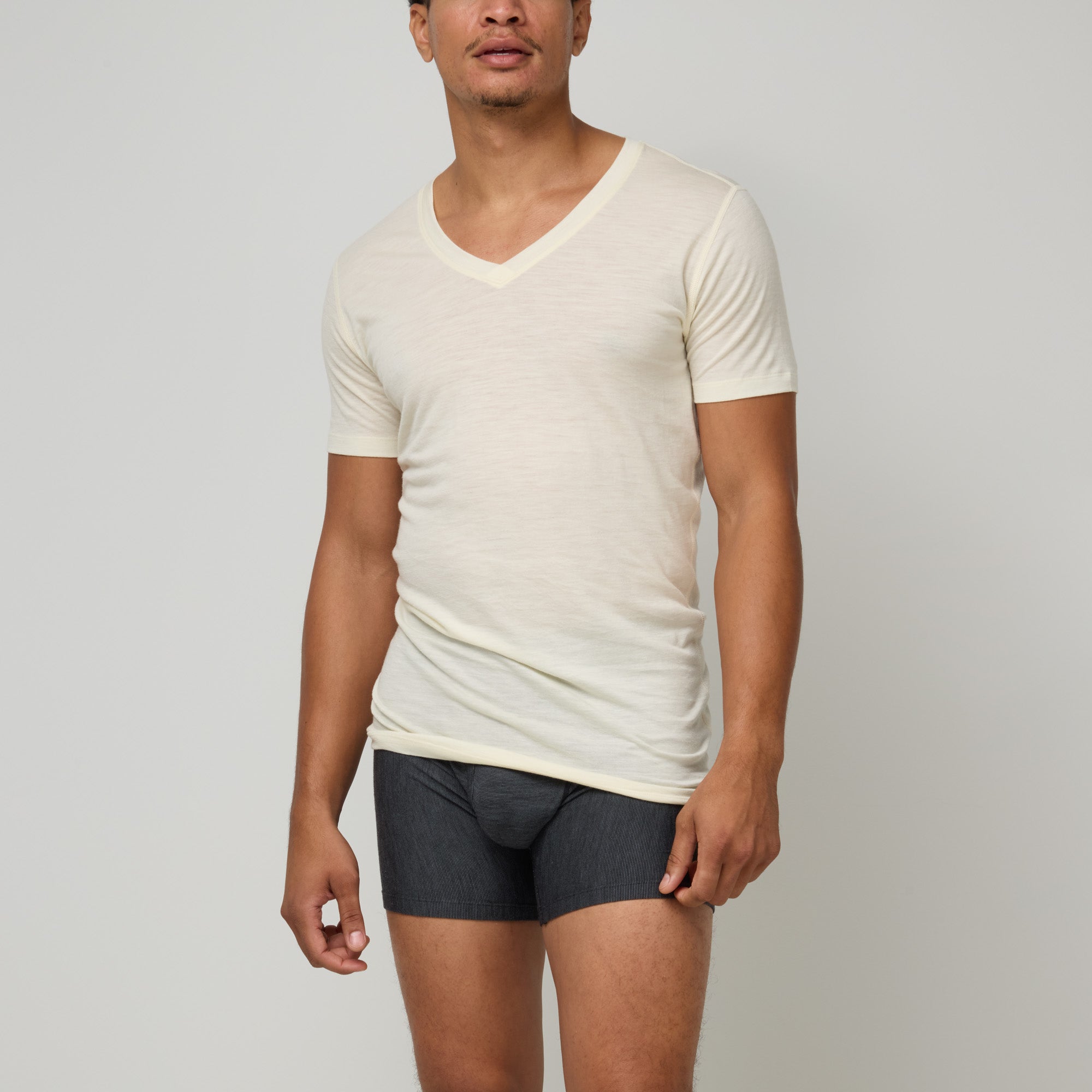 model-spec:Nico is 180cm, and wears size M