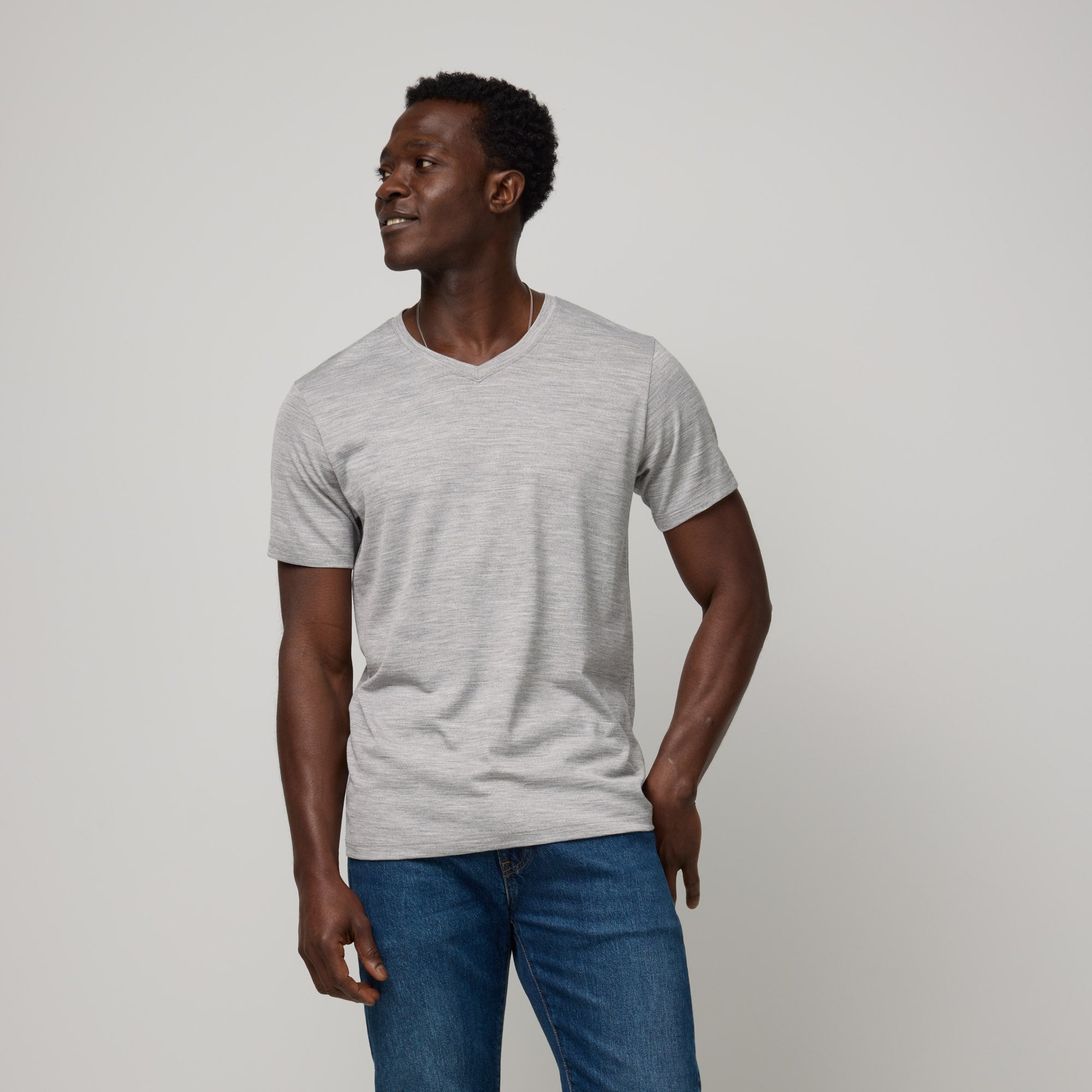 model-spec:Kojo is 183cm and wears size M