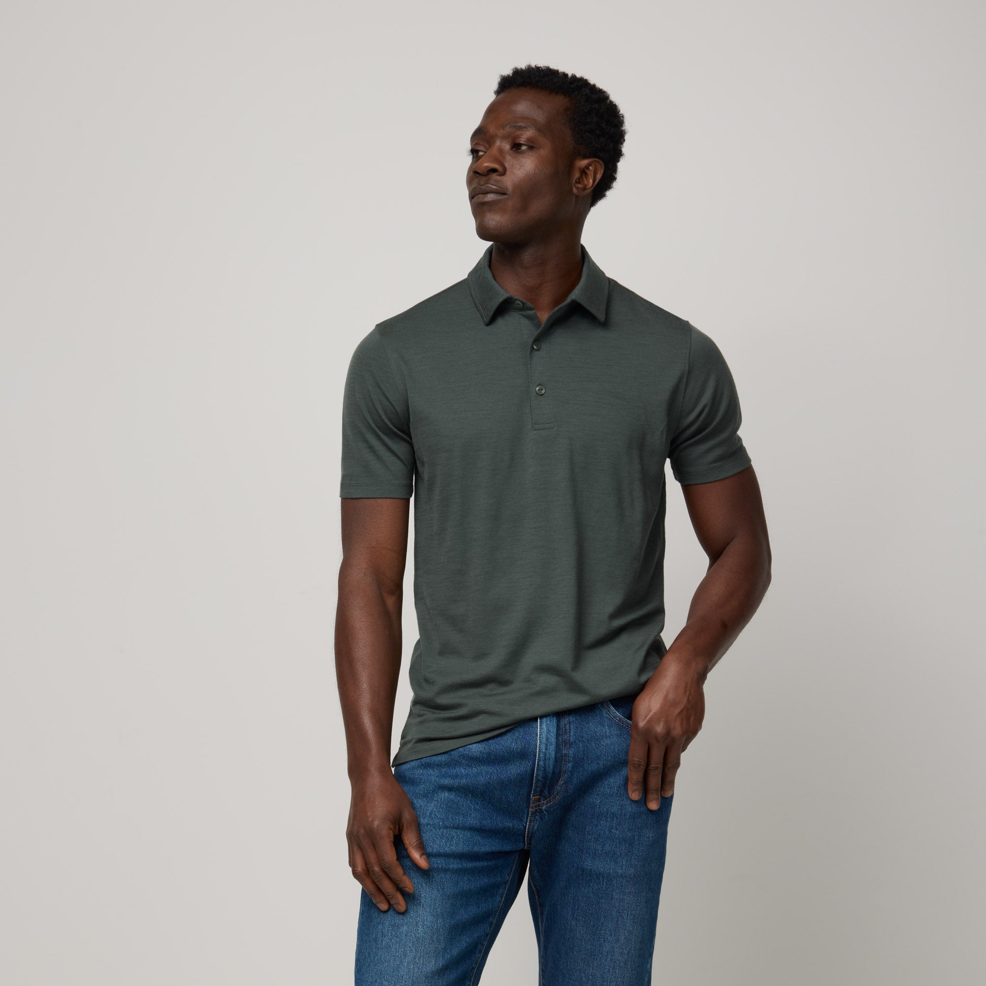 model-spec:Kojo is 183cm and wears a size M