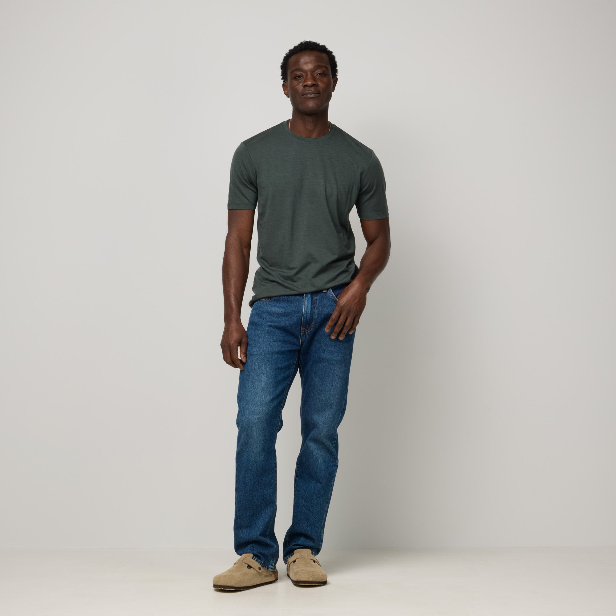 model-spec:Kojo is 183cm and wears a size M