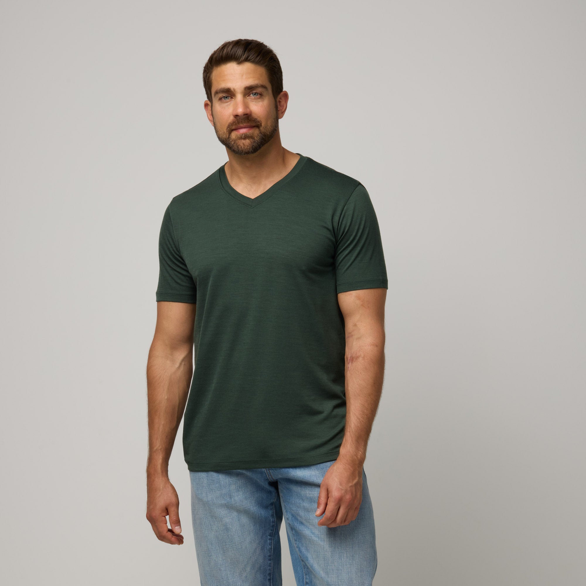 model-spec:Alex is 180cm, and wears size M