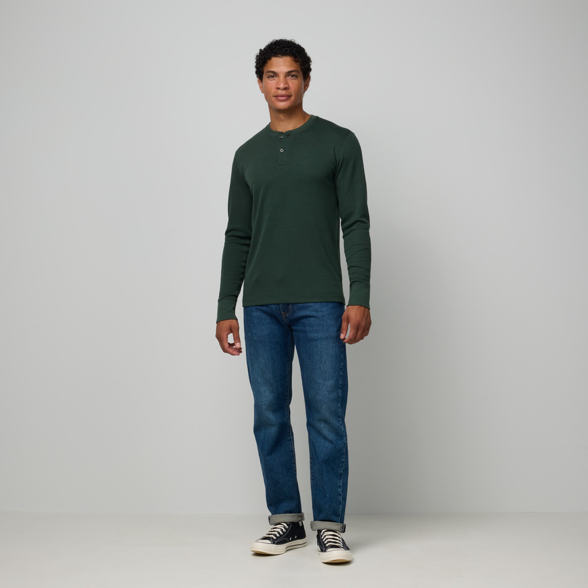 model-spec:Nico is 180cm, and wears size M