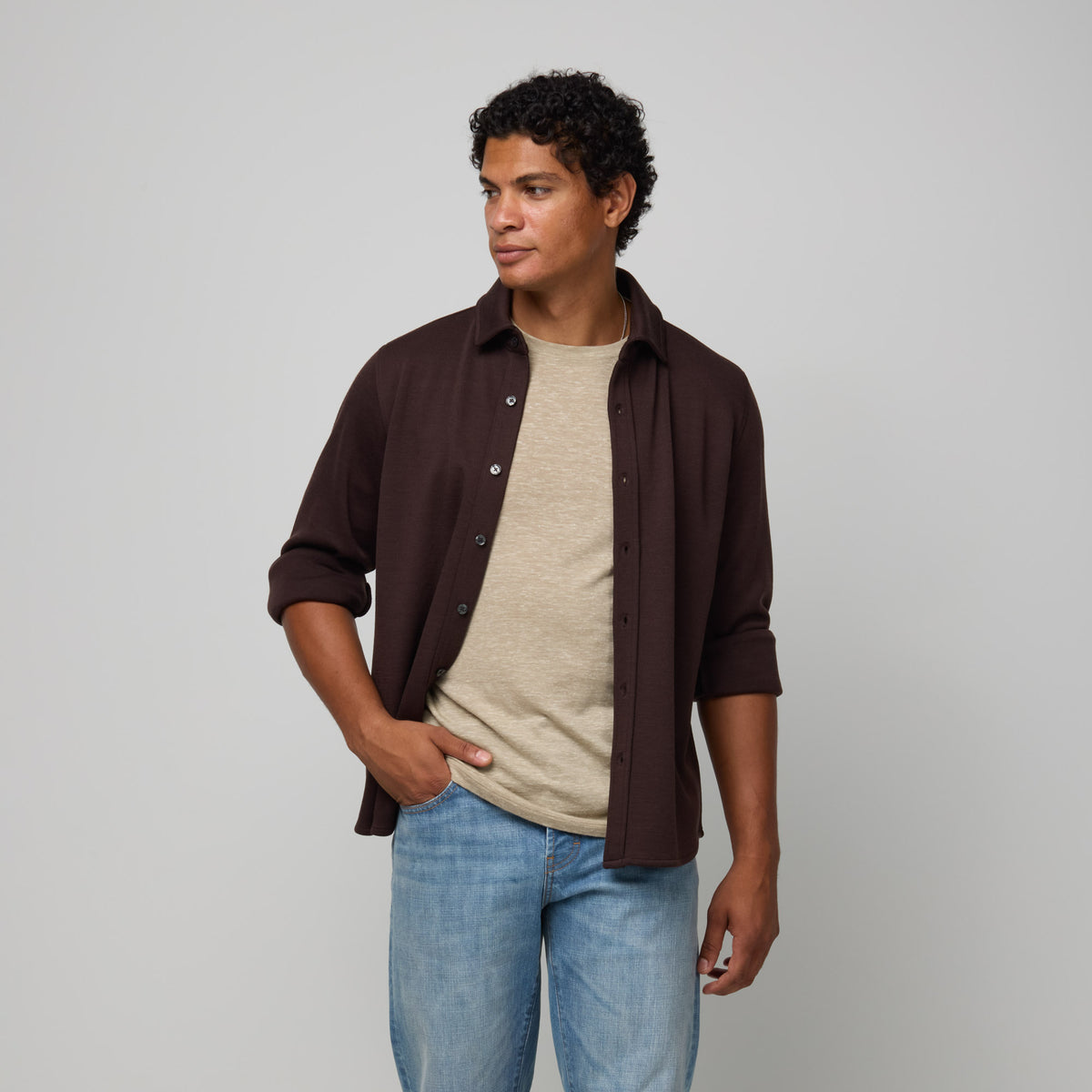 model-spec: Nico is 180cm, and wears size M
