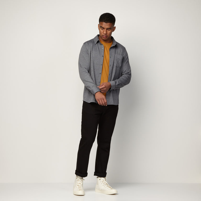 model-spec: Micah is 185cm, 84kg, and wears size L
