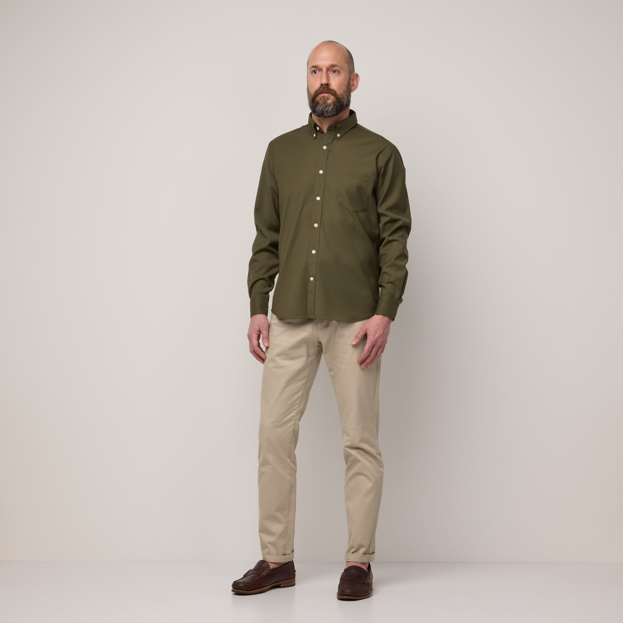 model-spec:Chad is 185cm, 76kg, and wears size M Slim