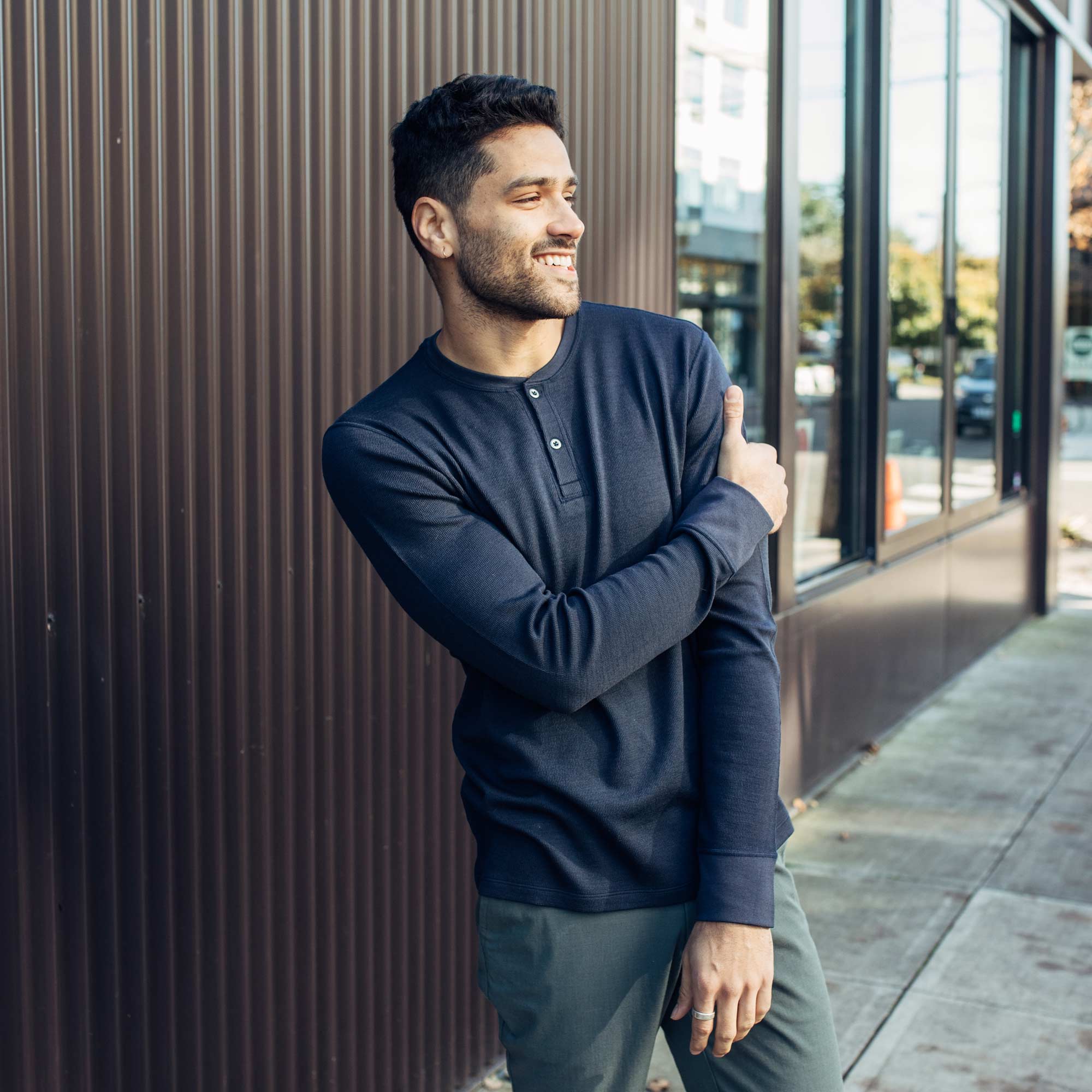 image-on-hover,model-spec:Zach is 194cm, 84kg, and wears size L