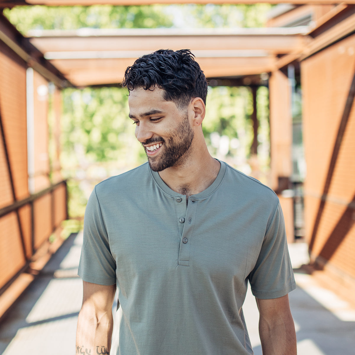 Signature Short Sleeve Henley